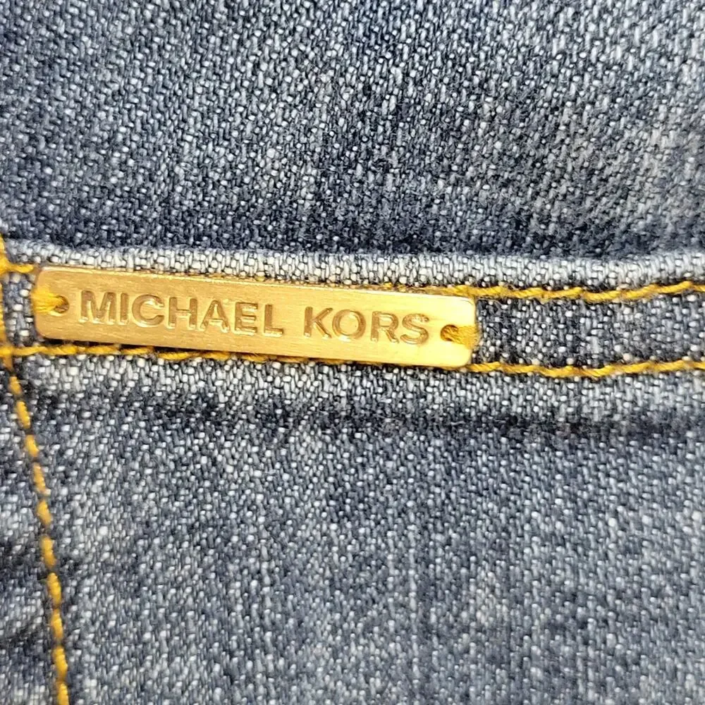 EUC Michael Kors Size 6 Low Rise 5 Pocket Straight Denim Jeans Studded MK Logo